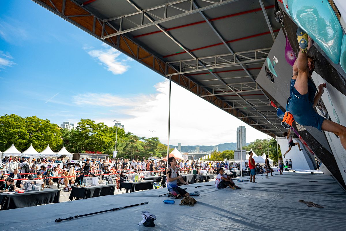 Kliknutm zavete okno.