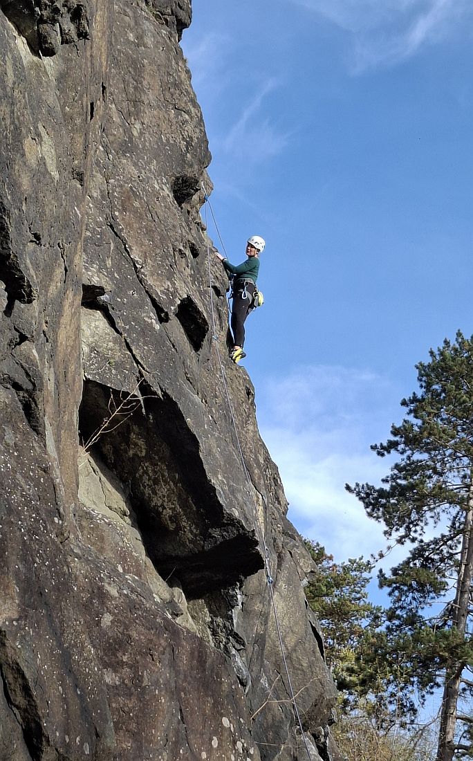 Kliknut�m zav�ete okno.