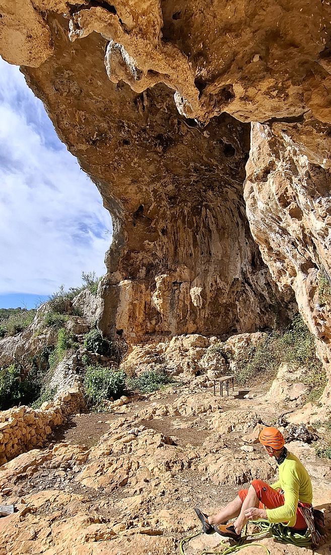 Kliknut�m zav�ete okno.